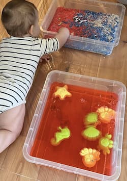 Easy baby sensory bin ideas for 6–12 months