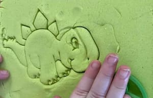 Easy Dinosaur Playdough Activities for Toddlers at Home




