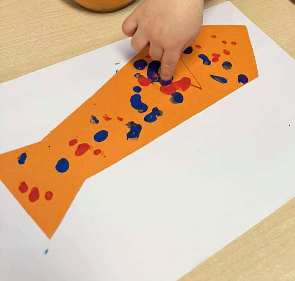 Tie Craft for Toddler: Easy Finger Painting Father’s Day Craft