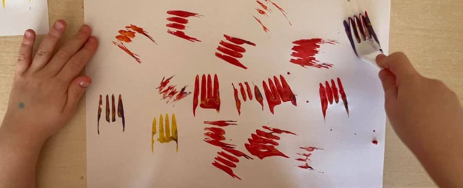 art project fork painting flowers for toddlers