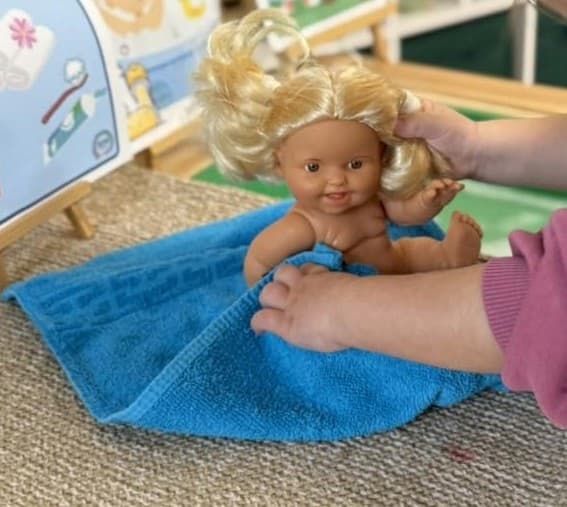Simple Pretend Play Ideas for Toddlers: Baby Doll Bath Activity

