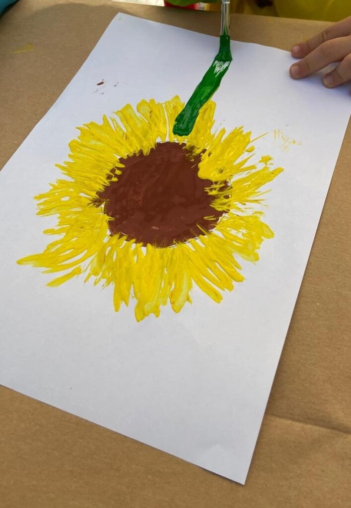 easy sunflower painting for kids using fork painting technique