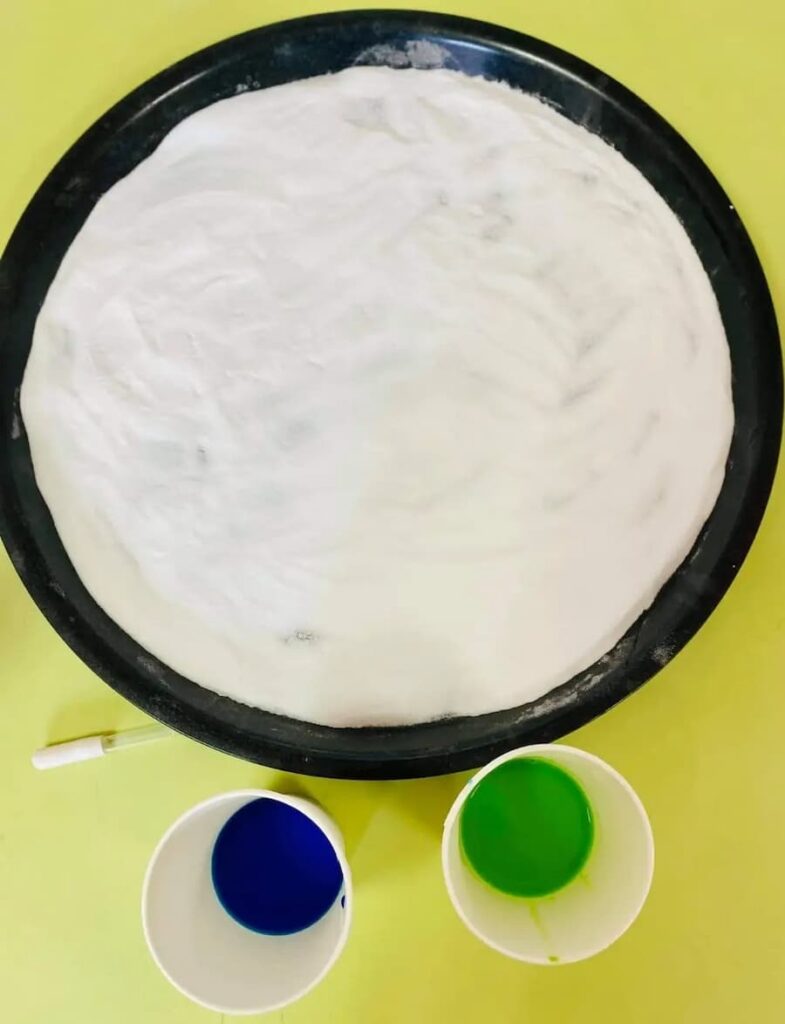 fizzy baking soda activity for kids
