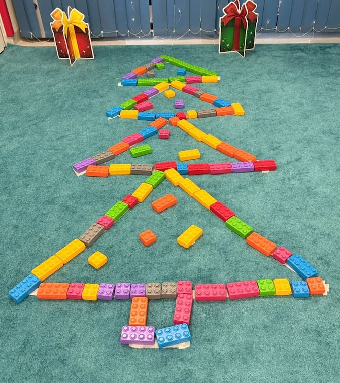 Christmas Block Activities for Toddlers: Easy Giant Floor Christmas Tree Game