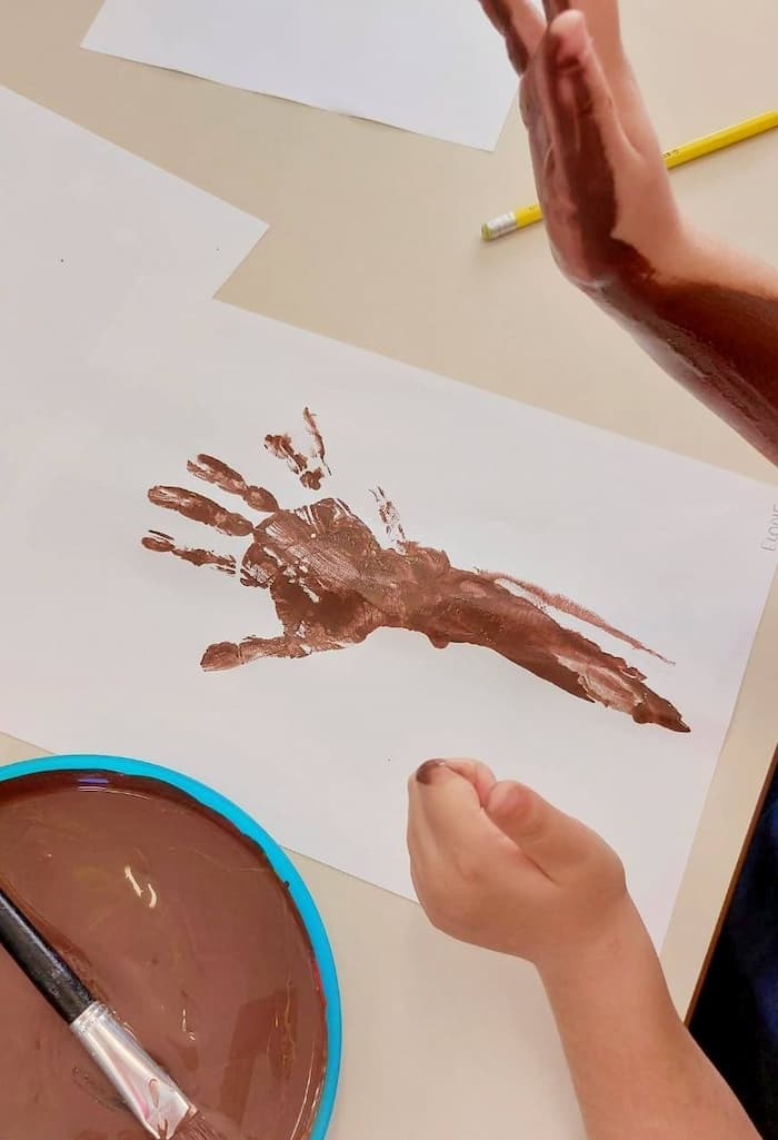 handprint tree craft