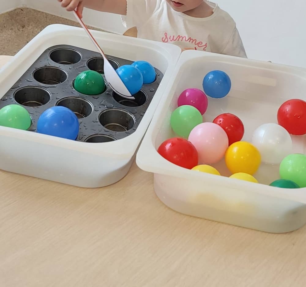 fine motor activities for toddlers 