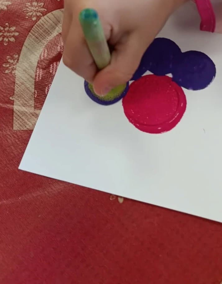 Painting Ideas for Kids: Easy Sponge Stamped Flower Art

