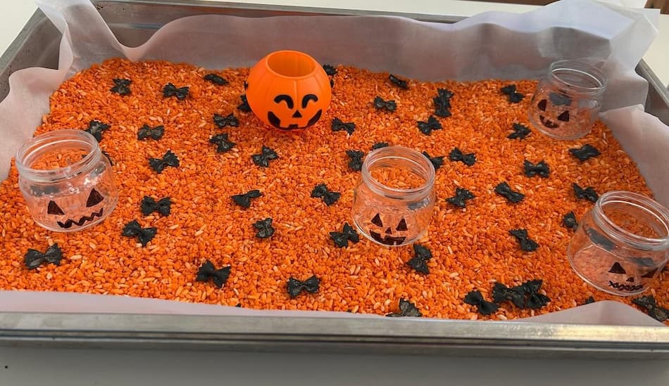 Halloween Rice Sensory Bin 