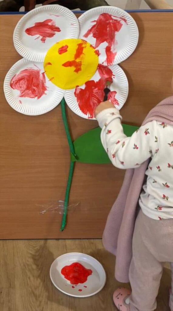 ideas to keep toddlers busy